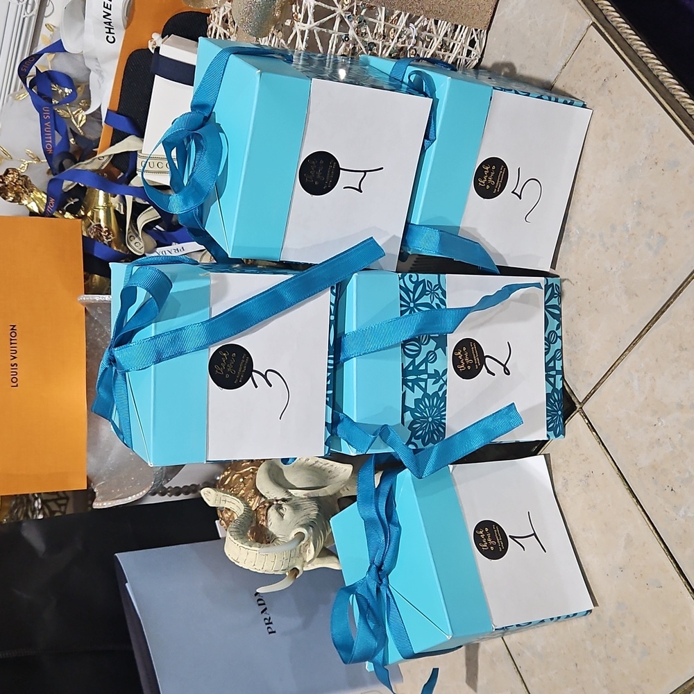 MYSTERY BAG GAME - MK & FRIENDS - BUNDLE OR BUST!